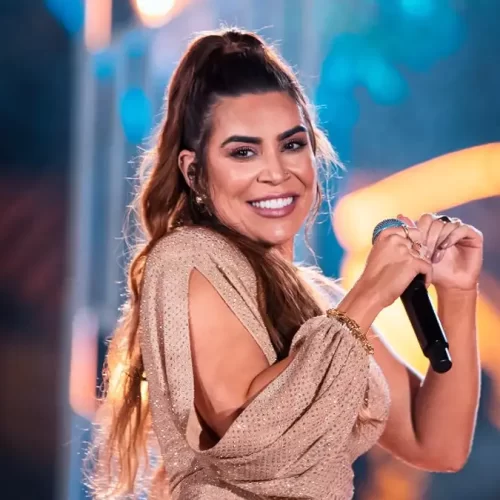 Naiara Azevedo no “Mega Sonho” na RedeTV!