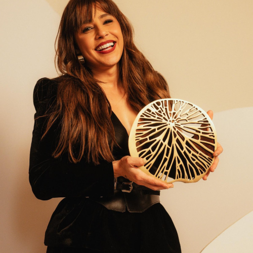 Lauana Prado vence “Melhor Lançamento Sertanejo” no Prêmio BTG Pactual da Música Brasileira com “Transcende – Ao Vivo no Ibirapuera”
